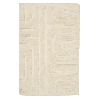 Fiia kylpyhuonematto luonnonvalkoinen pysyy paikallaa ja on vesipestävä